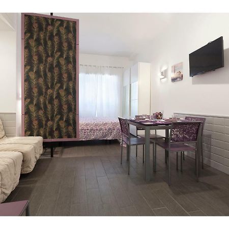 My Purple Apartment In The Center Of Roma Dış mekan fotoğraf